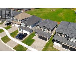 32 SUTHERLAND CRESCENT - 7