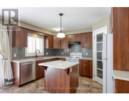 427 CHAMPLAIN AVENUE - 13