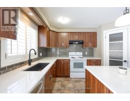 427 CHAMPLAIN AVENUE - 14