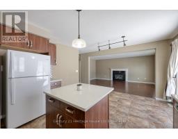 427 CHAMPLAIN AVENUE - 16