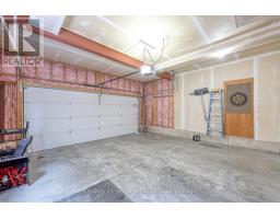 427 CHAMPLAIN AVENUE - 19