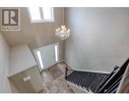 427 CHAMPLAIN AVENUE - 20