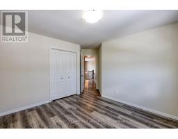 427 CHAMPLAIN AVENUE - 29