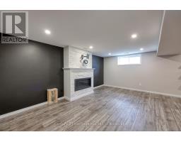 427 CHAMPLAIN AVENUE - 35