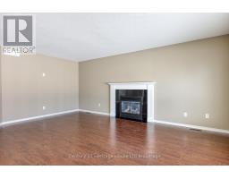 427 CHAMPLAIN AVENUE - 8