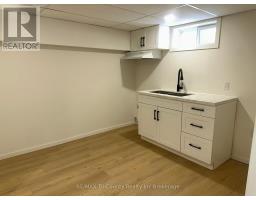 358 GLEBE STREET E - 19