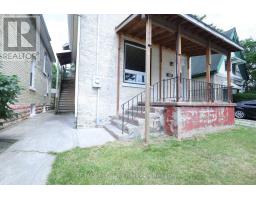 358 GLEBE STREET E - 27