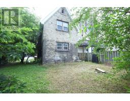 358 GLEBE STREET E - 31