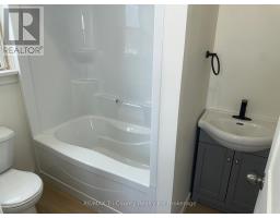 358 GLEBE STREET E - 6