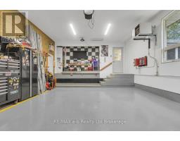 2 PALMER STREET W - 16