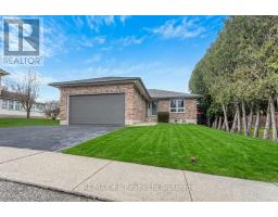 2 PALMER STREET W - 2