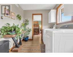 2 PALMER STREET W - 8