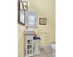 77 LIGHT STREET - 10