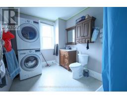 232 JOHN STREET S - 19