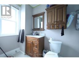 232 JOHN STREET S - 20