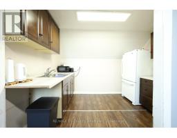 232 JOHN STREET S - 31