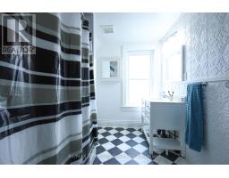 232 JOHN STREET S - 41