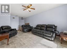 30 ASHTON COURT - 10