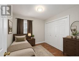 5 KAMPS CRESCENT - 19