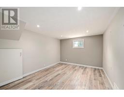 5 KAMPS CRESCENT - 27