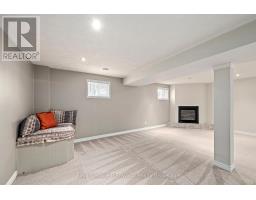 5 KAMPS CRESCENT - 30