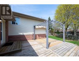 5 KAMPS CRESCENT - 40