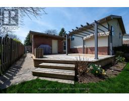 5 KAMPS CRESCENT - 43