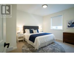 16 CORNWELL CRESCENT - 15