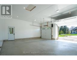 16 CORNWELL CRESCENT - 5