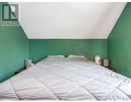 552 HATCH STREET - 13