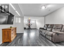1137 PEARSON DRIVE - 20