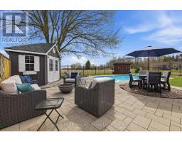 116 BAIRD STREET S - 36