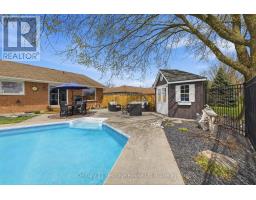 116 BAIRD STREET S - 39