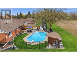 116 BAIRD STREET S - 41