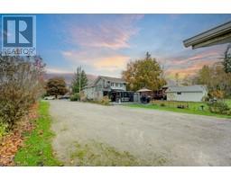 712 MOUNT PLEASANT Road - 44