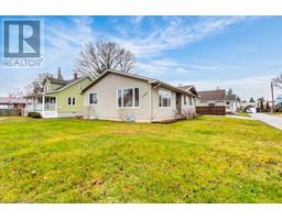 366 GILBERT Avenue - 3