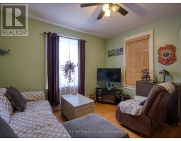 2 ELGIN STREET W - 28