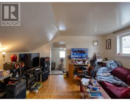 2 ELGIN STREET W - 37