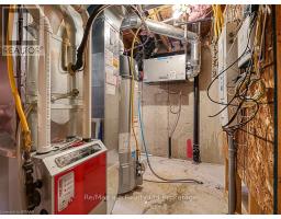 19 - 175 INGERSOLL STREET N - 31