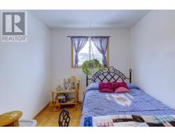 72 MAGNOLIA DRIVE - 19