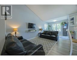 12 GRAYDON DRIVE - 15
