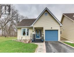 35 SERES DRIVE W - 1