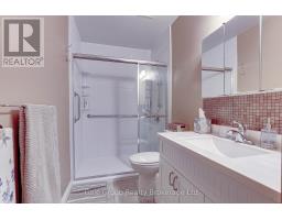 35 SERES DRIVE W - 17