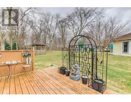 35 SERES DRIVE W - 23