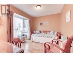35 SERES DRIVE W - 4
