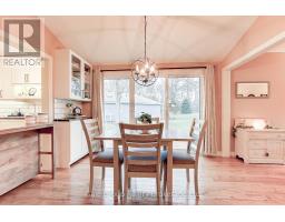 35 SERES DRIVE W - 7