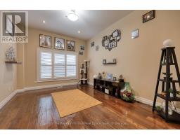 804 NORMANDY DRIVE - 22