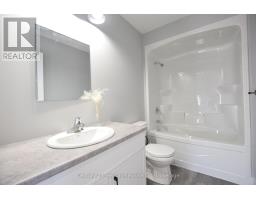 303 SIMCOE STREET - 36