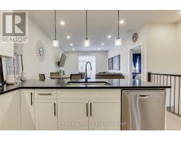402 - 12 WASHINGTON STREET W - 7