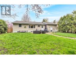 4 MAPLE LANE - 30